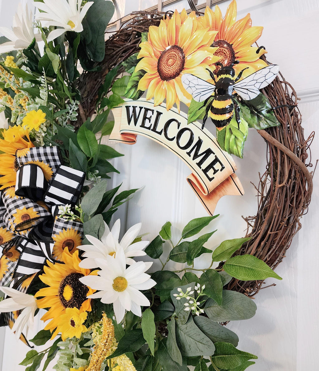 Sunflower Door Wreath – Farmhouse Bee Welcome Decor