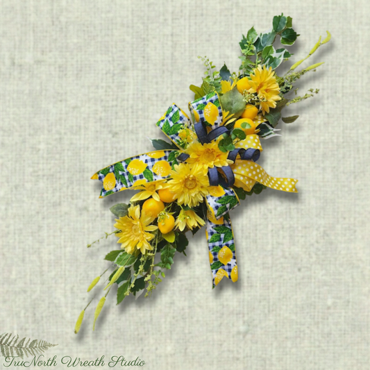 Lemon Daisy Lantern Swag, Summer Porch Decor, Yellow Floral Door Accent, Farmhouse Outdoor Arrangement