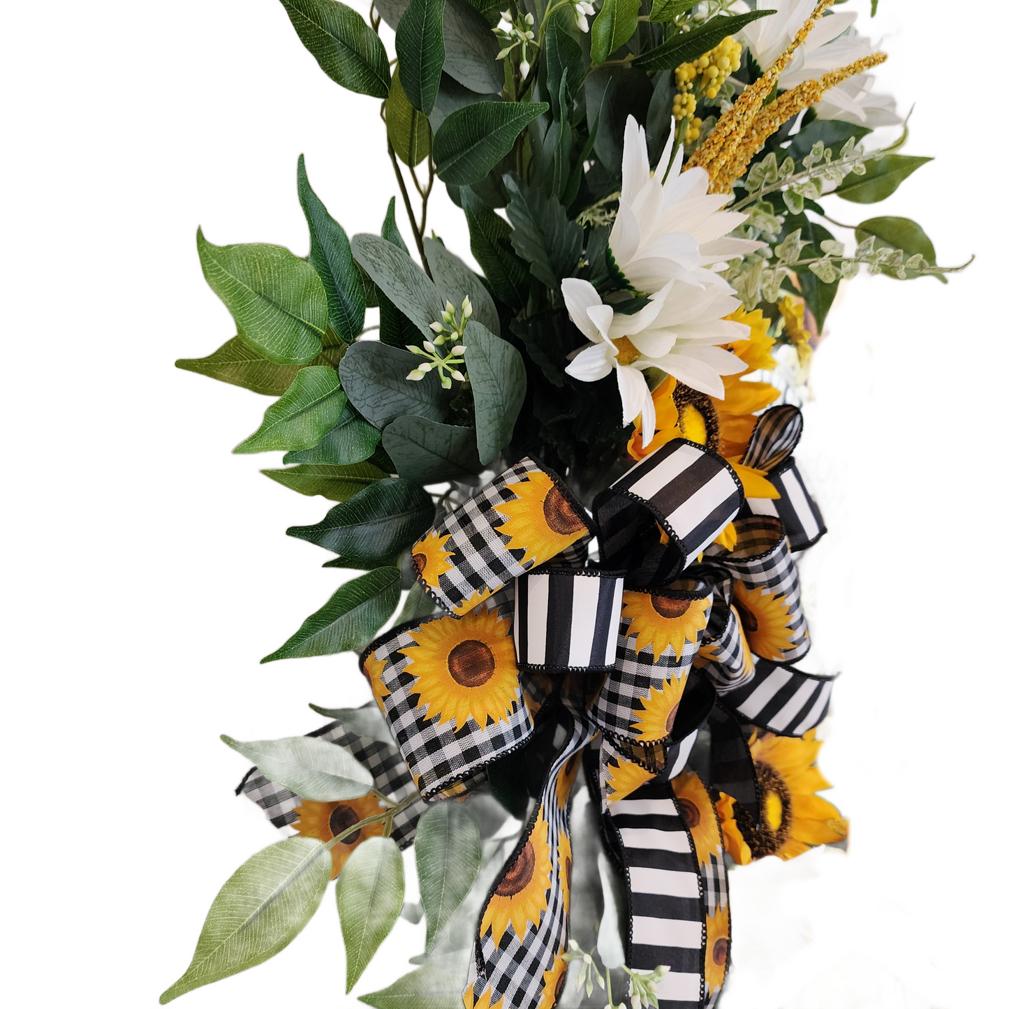 Sunflower Door Wreath – Farmhouse Bee Welcome Decor